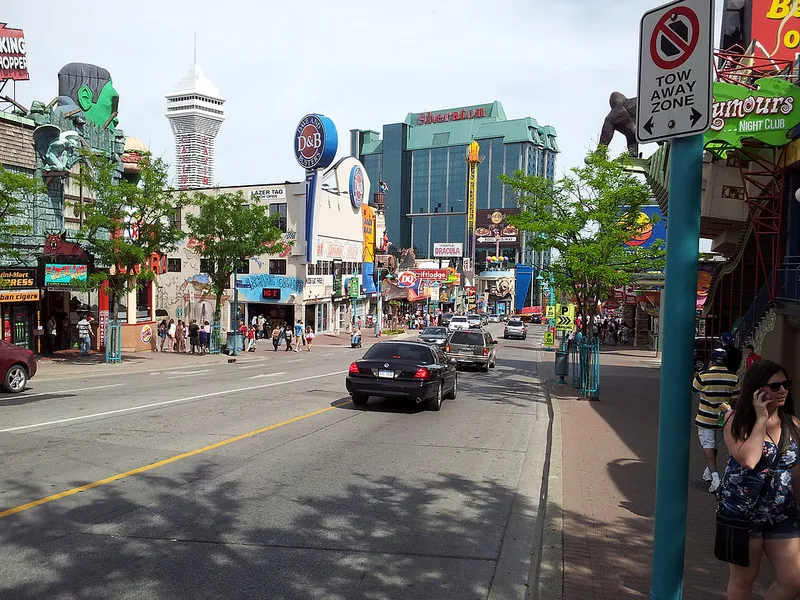 Clifton Hill, Niagara Falls